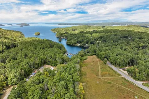104 Roberts Cove Road Alton NH 03810