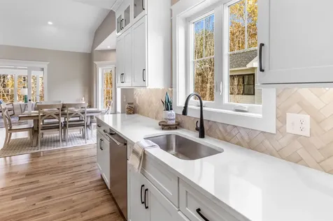 16 Little River Road Exeter NH 03833