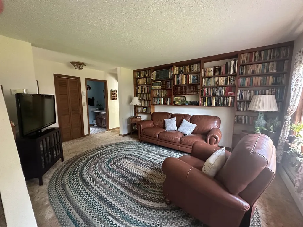 3 Mountain View Grand Isle VT 05458