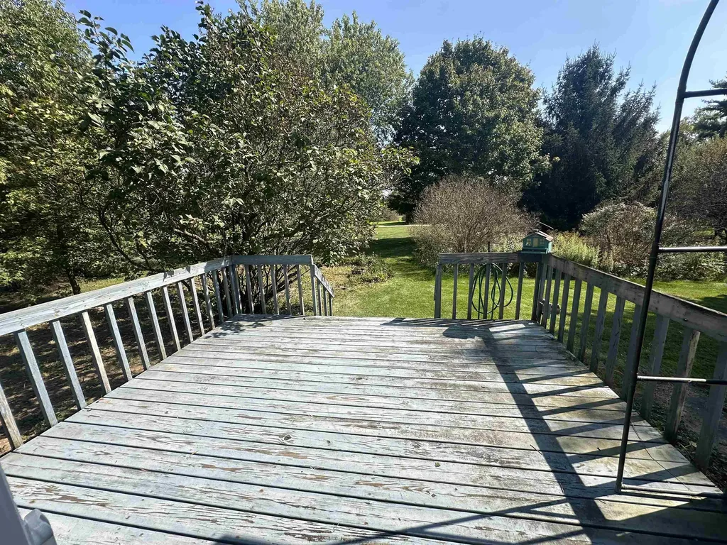 3 Mountain View Grand Isle VT 05458