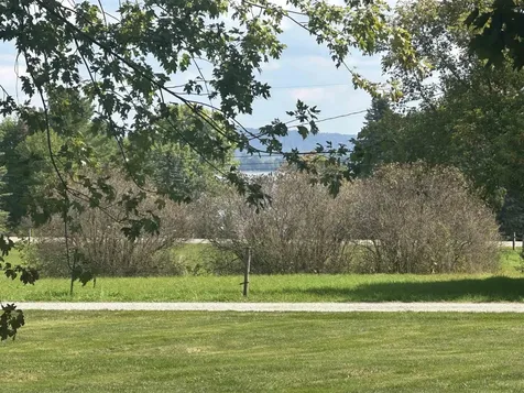 3 Mountain View Grand Isle VT 05458