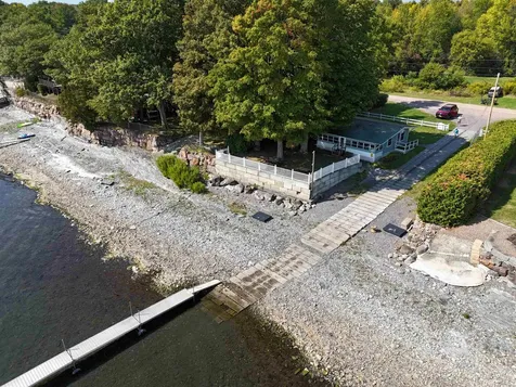 3 Mountain View Grand Isle VT 05458