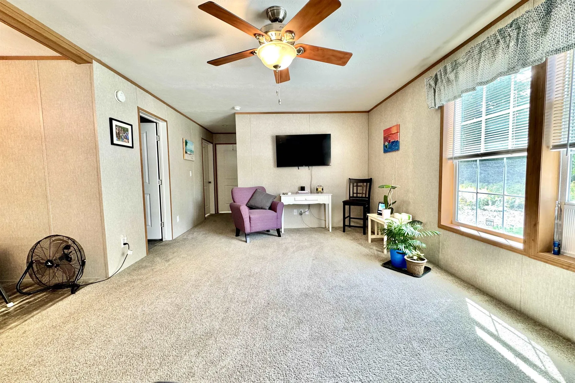 6 Torey Place Londonderry NH 03038