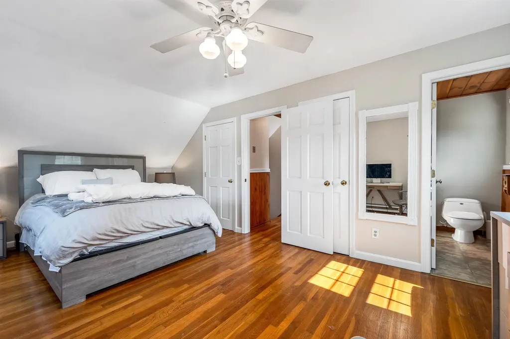 4 Washington Street Hudson NH 03051