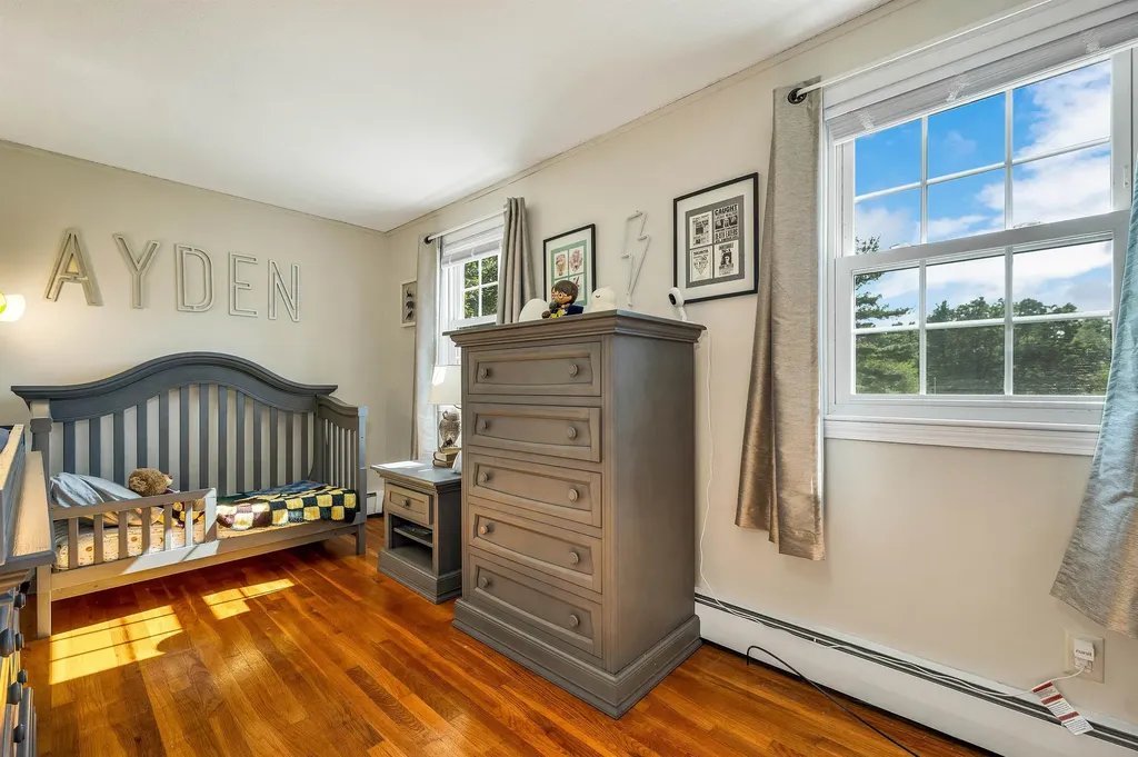 4 Washington Street Hudson NH 03051