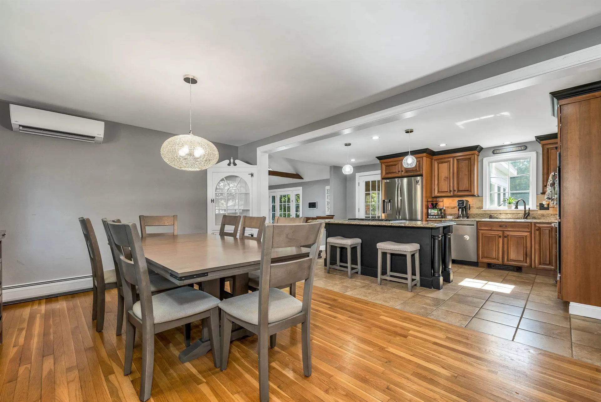 4 Washington Street Hudson NH 03051