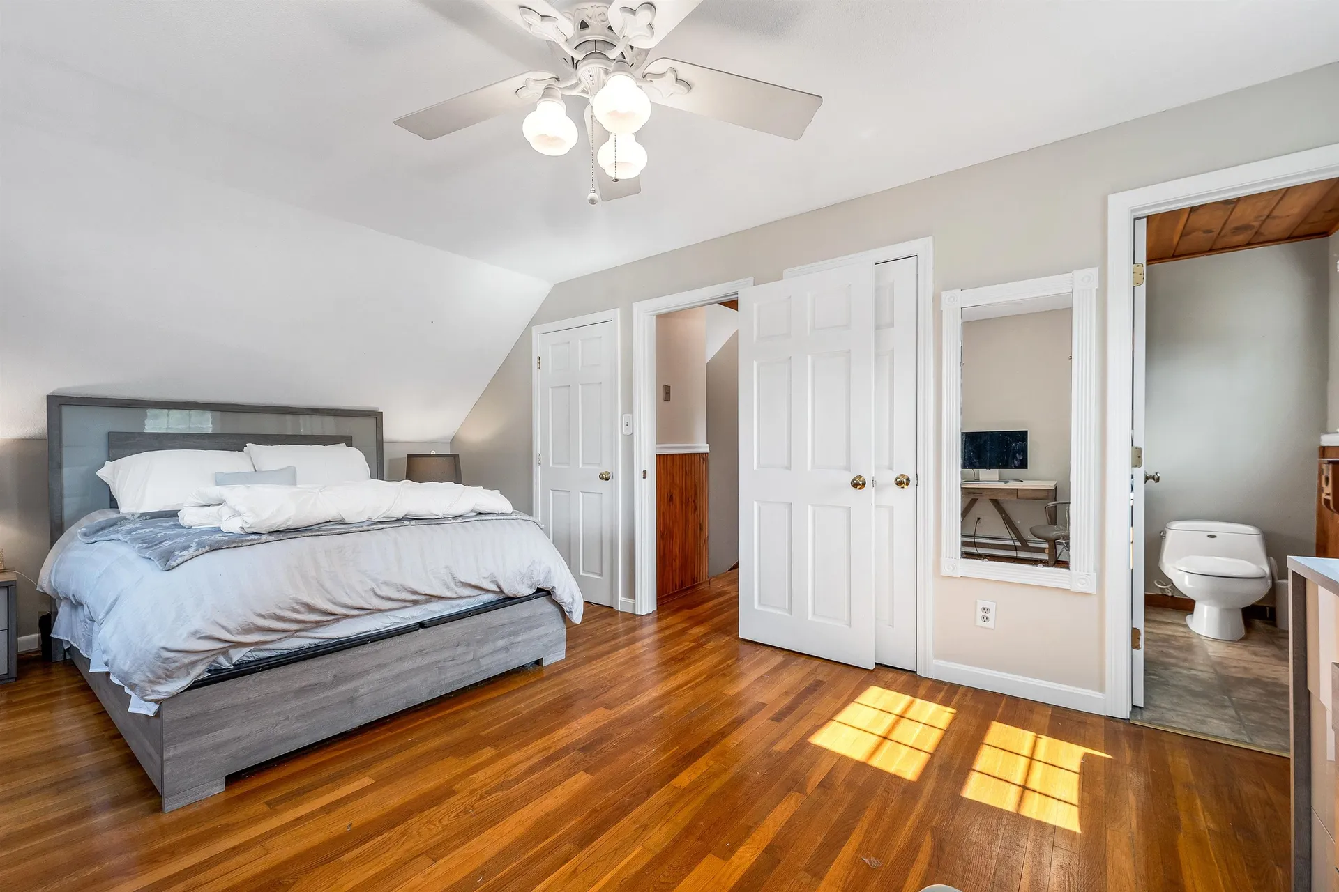 4 Washington Street Hudson NH 03051