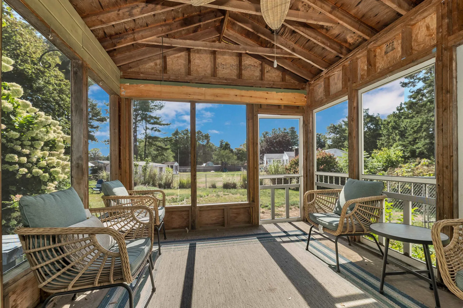 4 Washington Street Hudson NH 03051