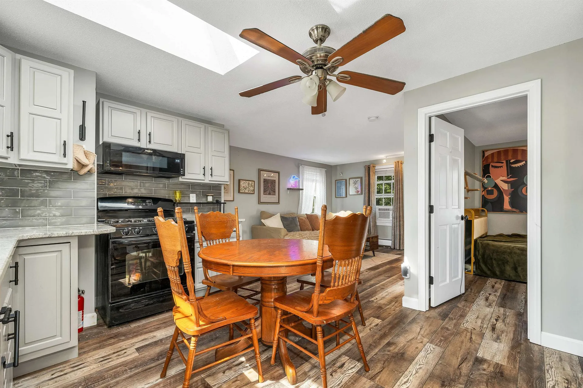 4 Washington Street Hudson NH 03051