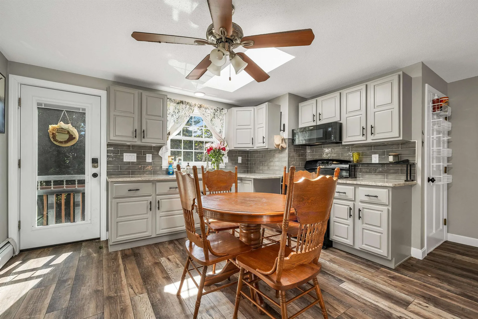 4 Washington Street Hudson NH 03051