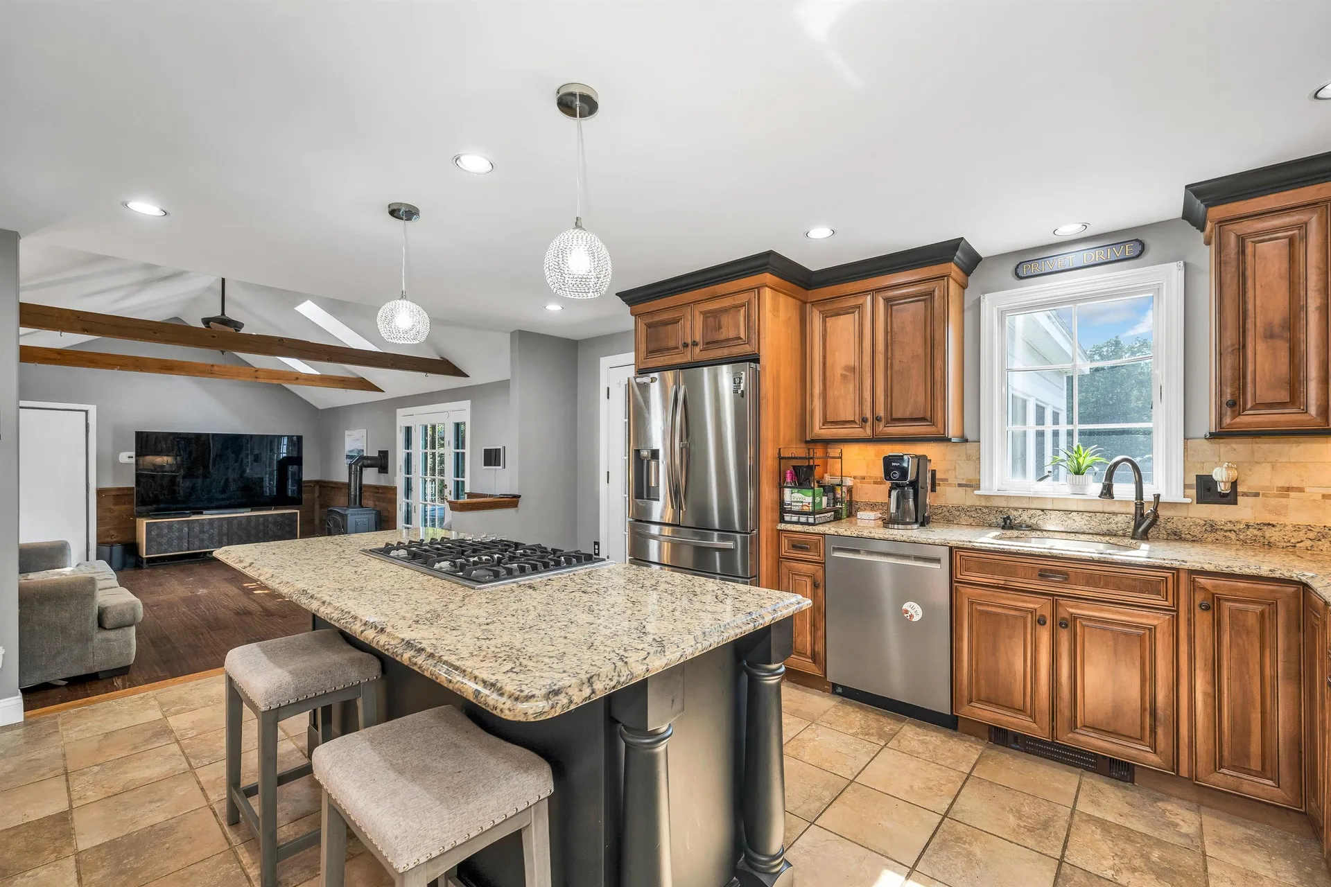 4 Washington Street Hudson NH 03051