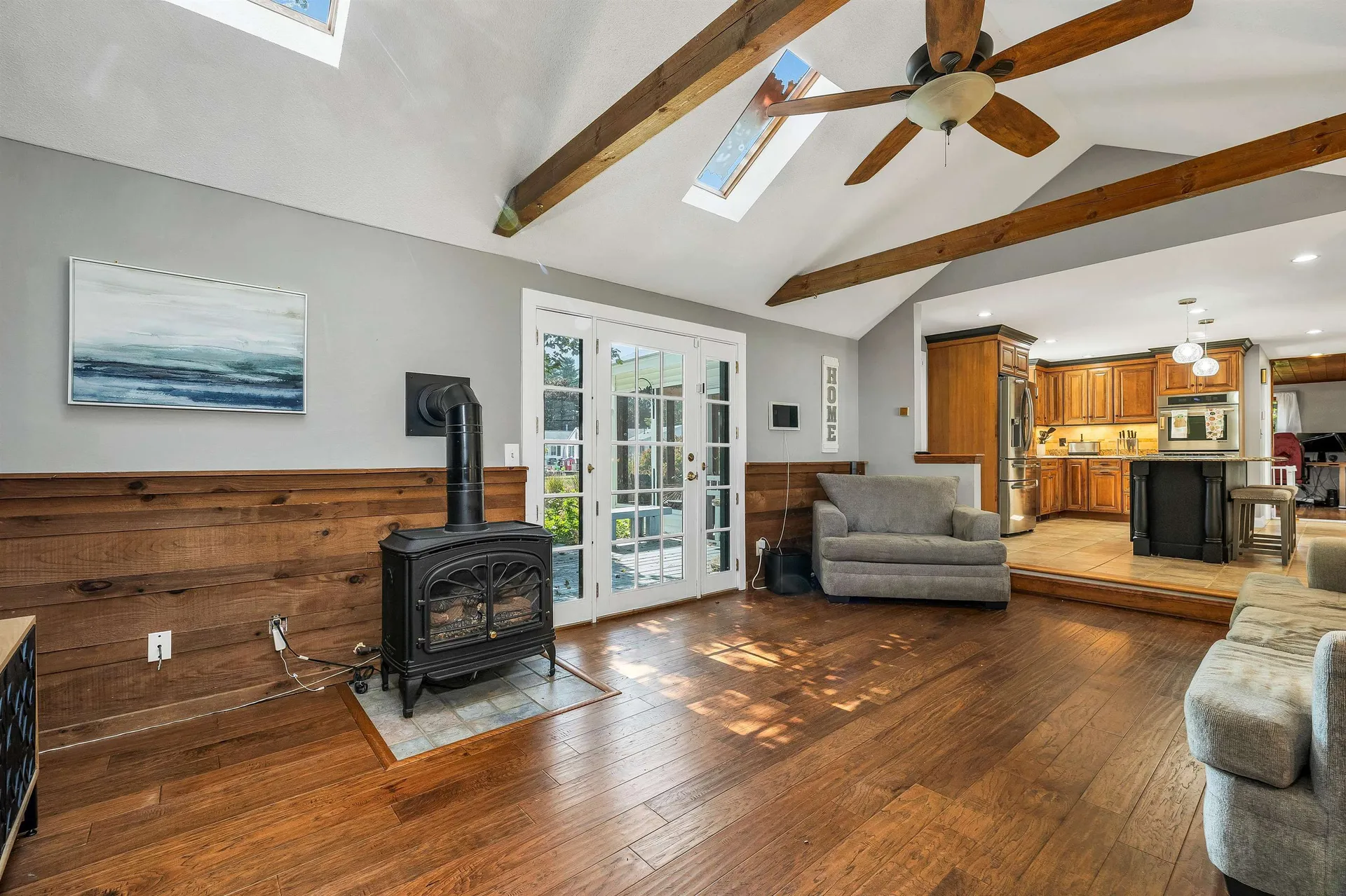 4 Washington Street Hudson NH 03051