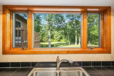 6 Weston Street Derry NH 03038