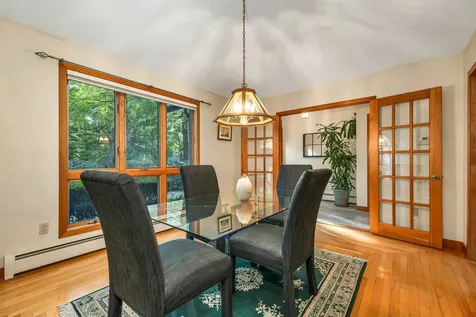 6 Weston Street Derry NH 03038