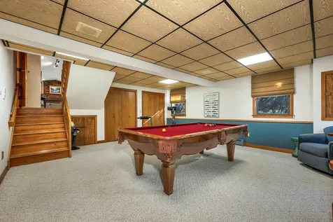 6 Weston Street Derry NH 03038