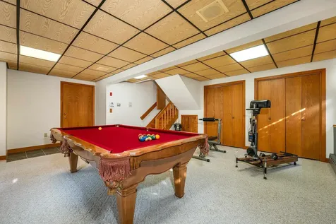 6 Weston Street Derry NH 03038