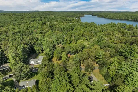 6 Weston Street Derry NH 03038