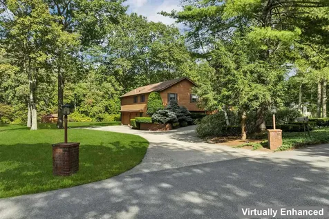 6 Weston Street Derry NH 03038