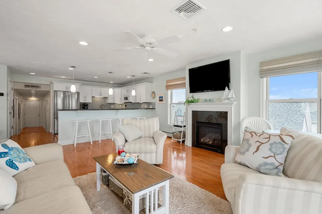 188 North End Boulevard Salisbury MA 01952