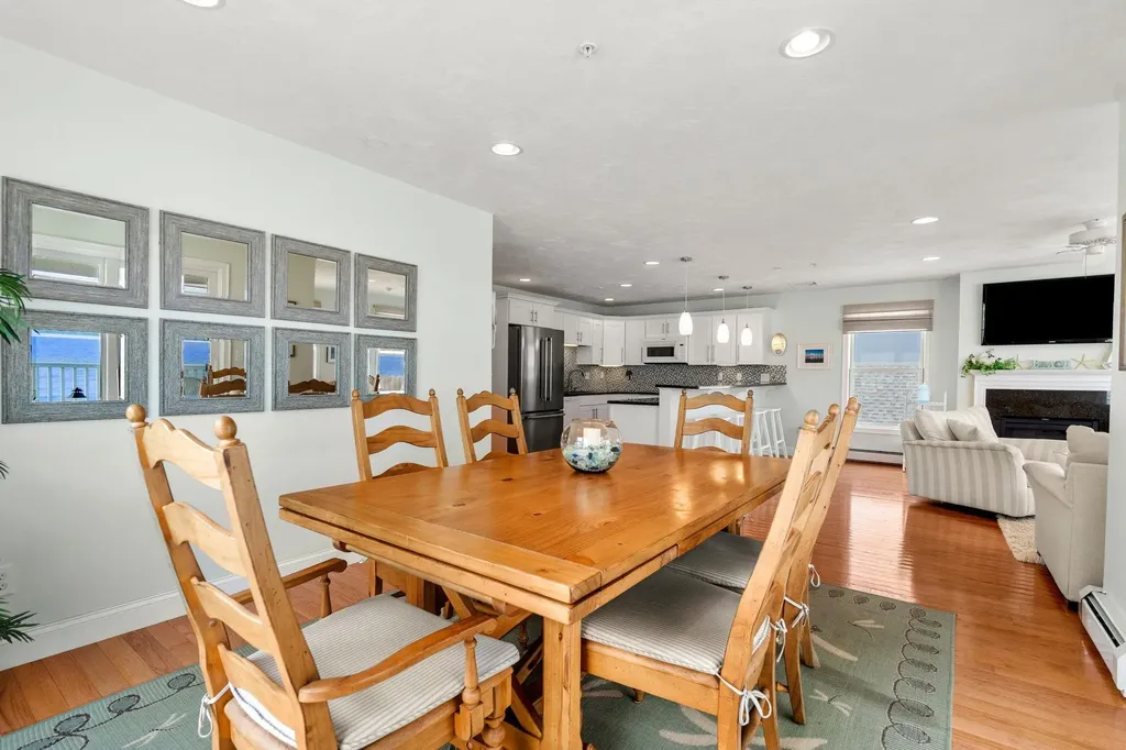 188 North End Boulevard Salisbury MA 01952