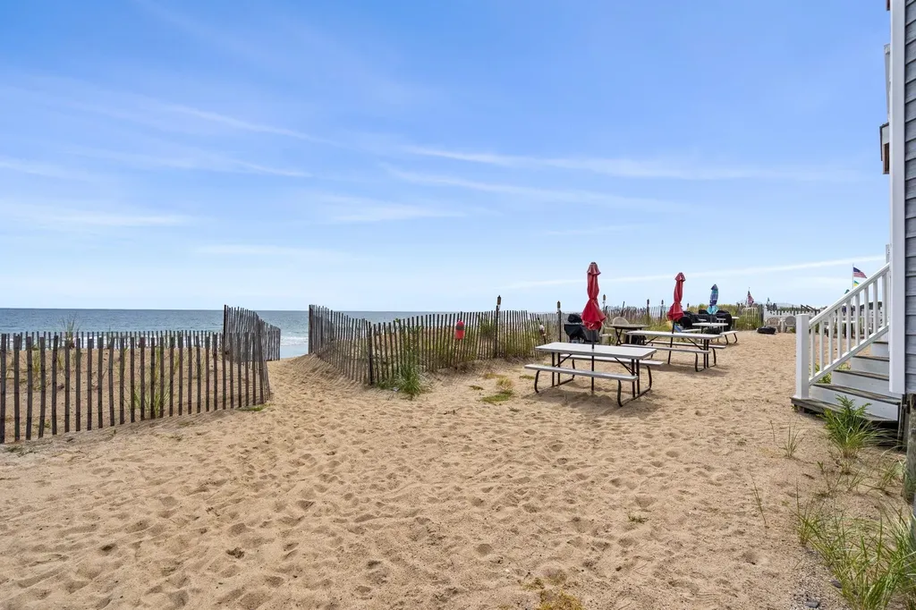 188 North End Boulevard Salisbury MA 01952