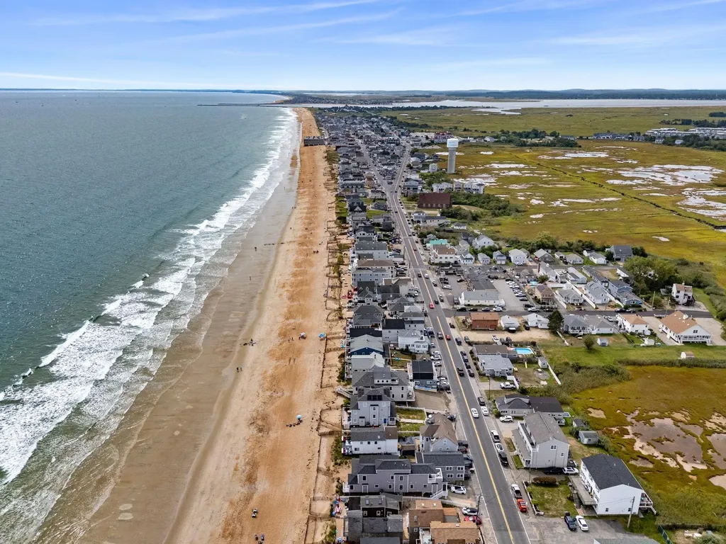 188 North End Boulevard Salisbury MA 01952