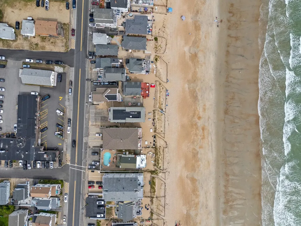 188 North End Boulevard Salisbury MA 01952