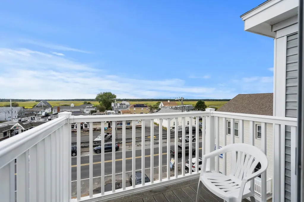 188 North End Boulevard Salisbury MA 01952