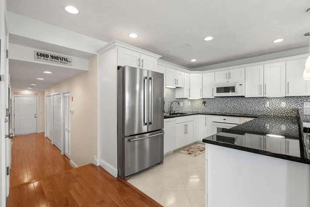 188 North End Boulevard Salisbury MA 01952