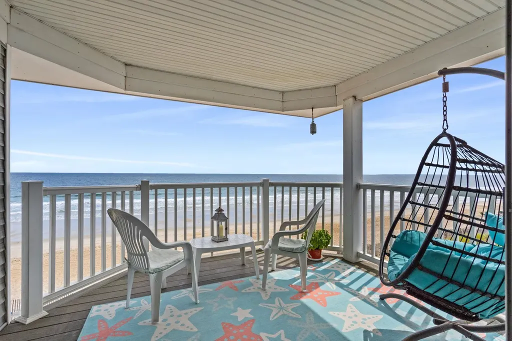 188 North End Boulevard Salisbury MA 01952