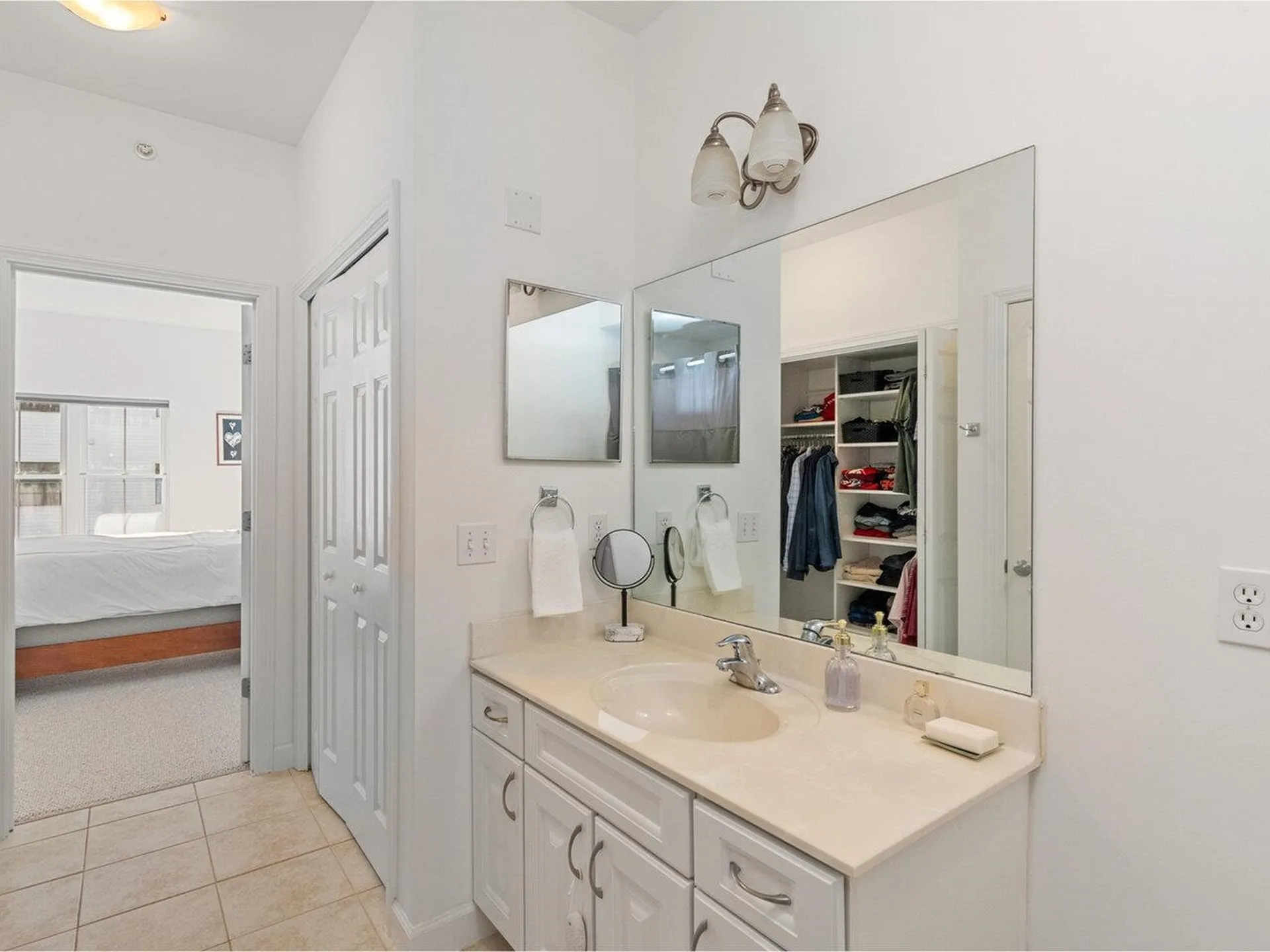 33 Naomi's Way Colchester VT 05446