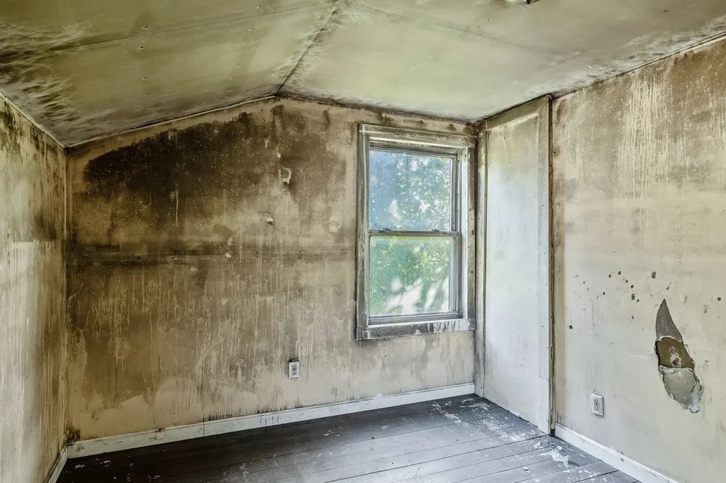 129 North Main Street Alburgh VT 05440