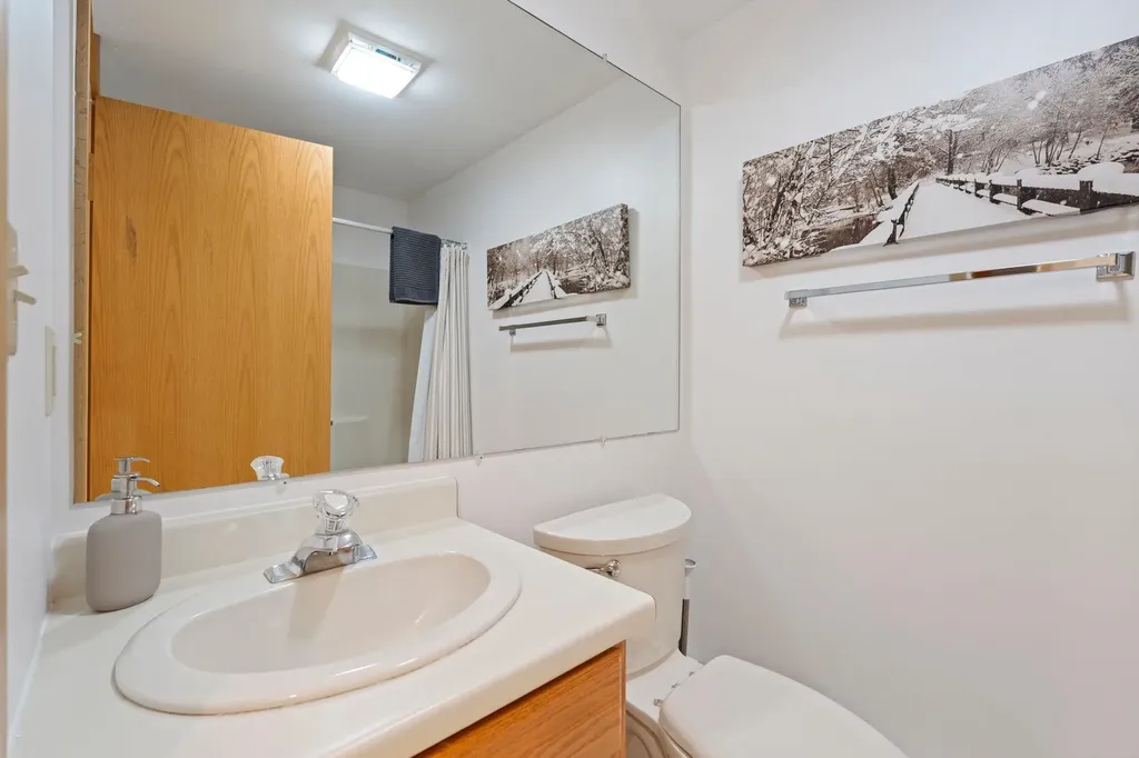 43 Hilltop Road Winhall VT 05340