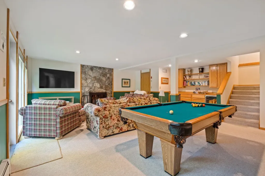 43 Hilltop Road Winhall VT 05340