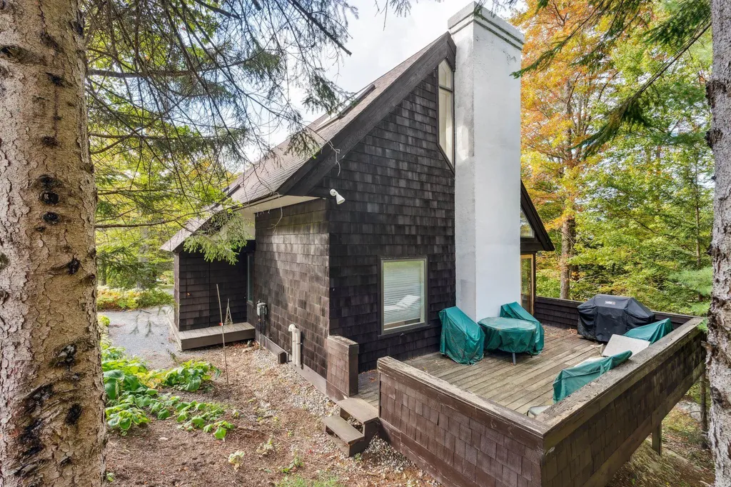 43 Hilltop Road Winhall VT 05340