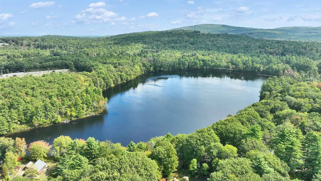 3 Ice House Lane Greenfield NH 03047