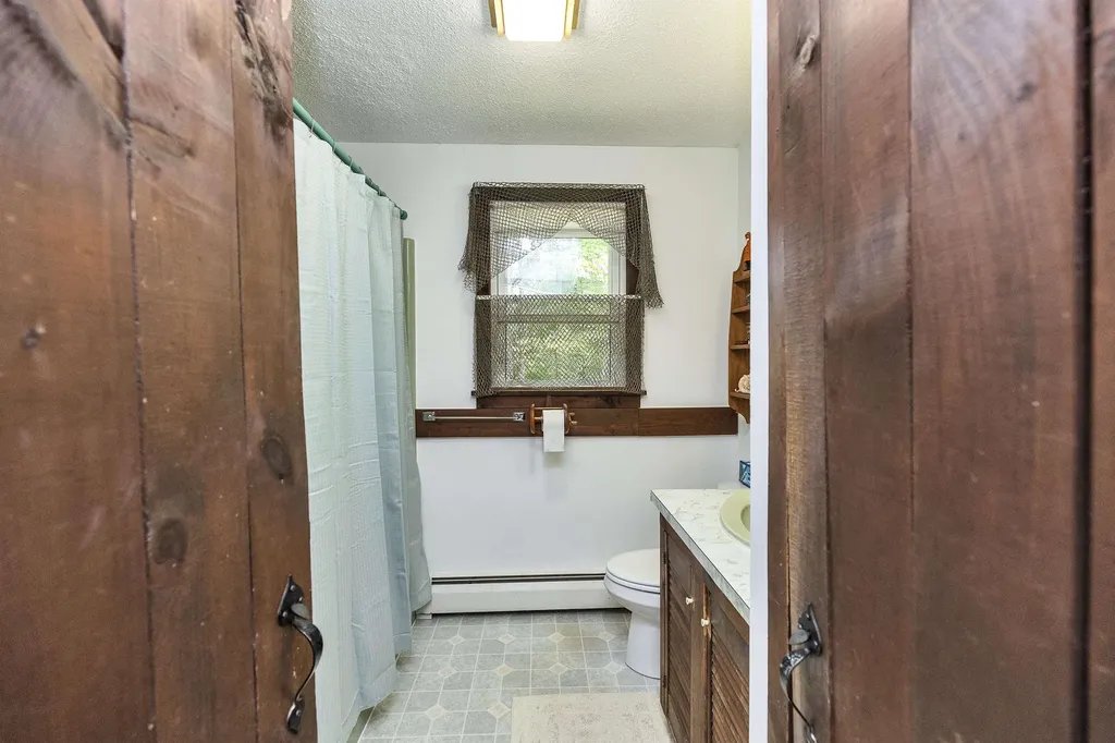 3 Ice House Lane Greenfield NH 03047