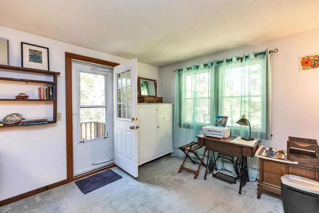 3 Ice House Lane Greenfield NH 03047