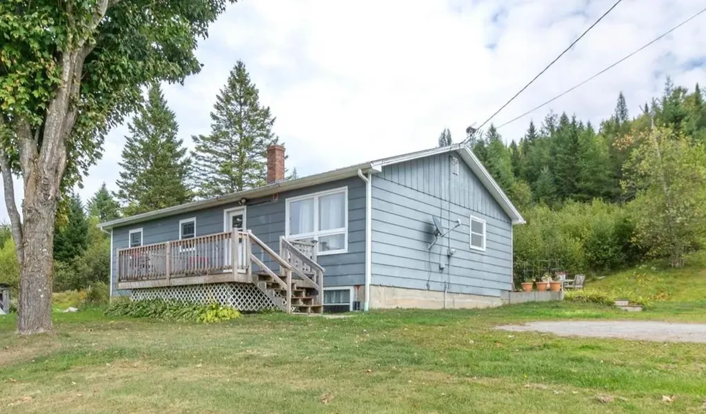 6129 Valley Road Holland VT 05830