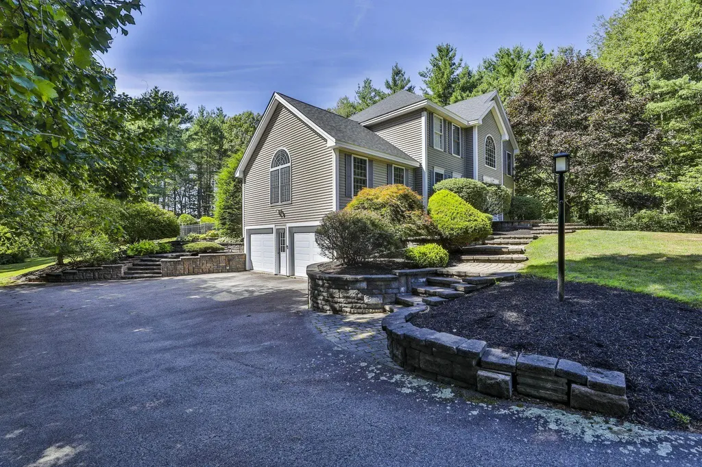 3 Hamilton Lane Salem NH 03079