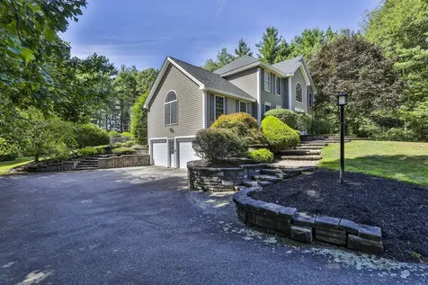 3 Hamilton Lane Salem NH 03079