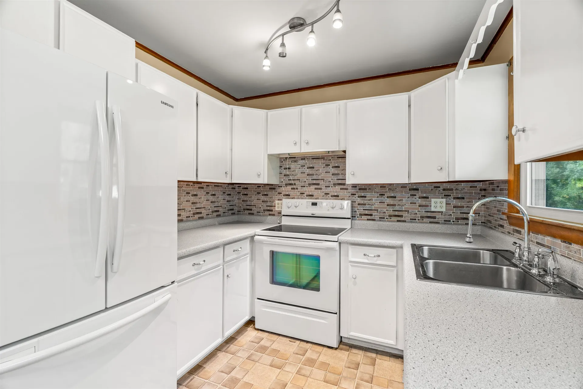 9 Pine Acres Road Allenstown NH 03275