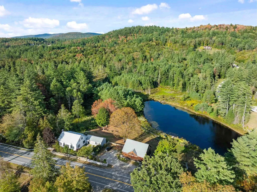 3715 Route 11 Londonderry VT 05148