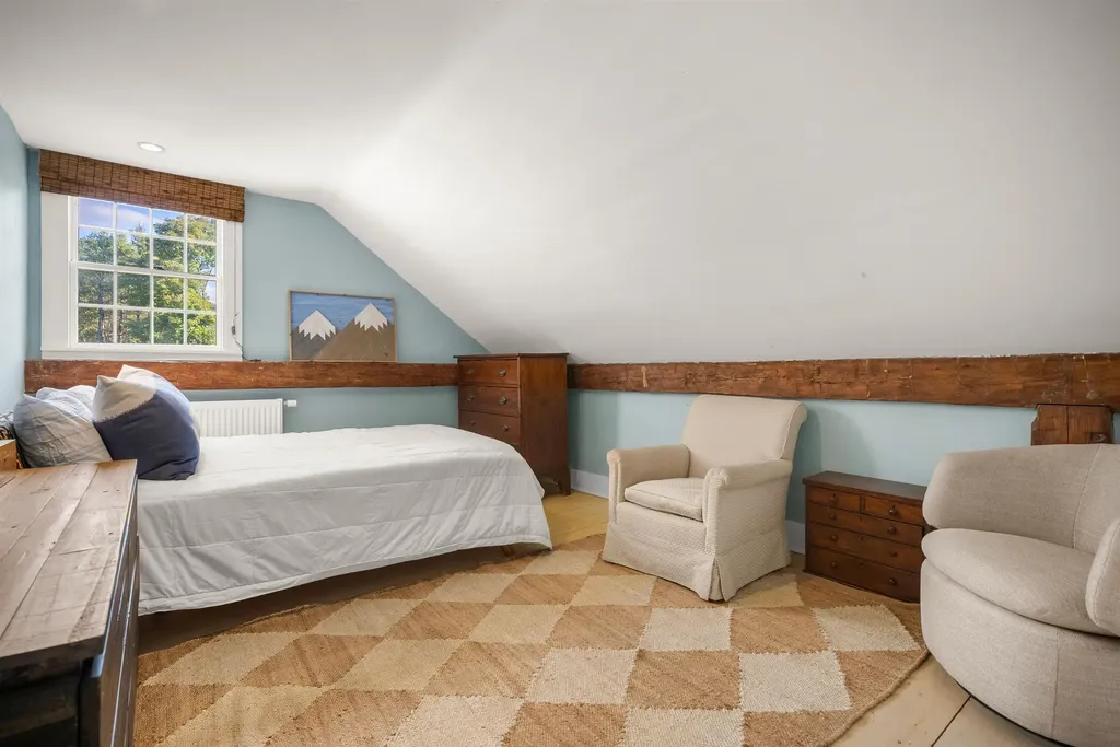 3715 Route 11 Londonderry VT 05148