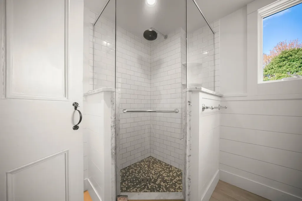 3715 Route 11 Londonderry VT 05148