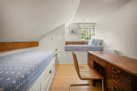 3715 Route 11 Londonderry VT 05148