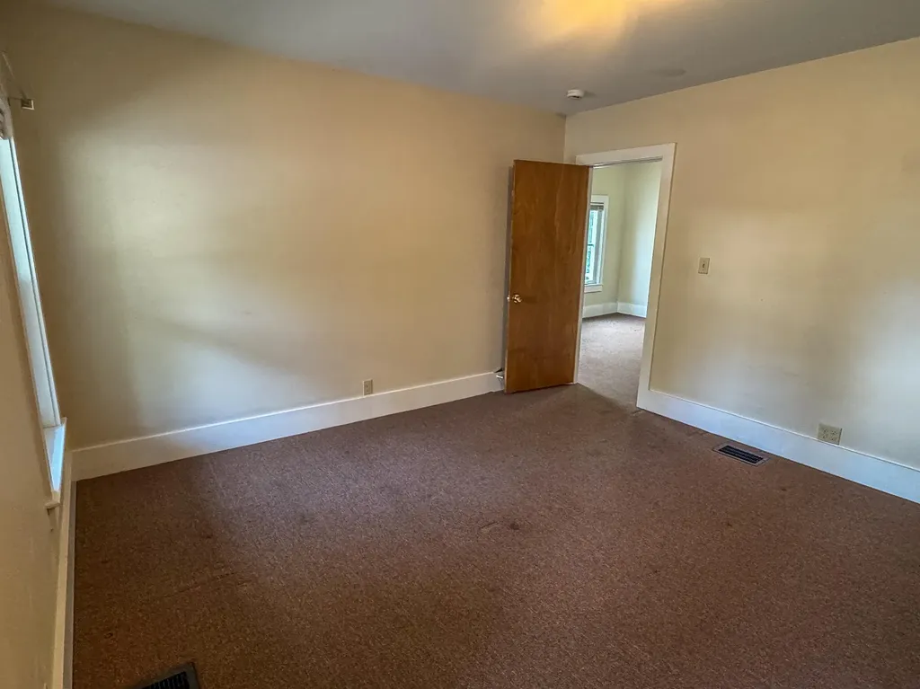 368 Court Street Keene NH 03431