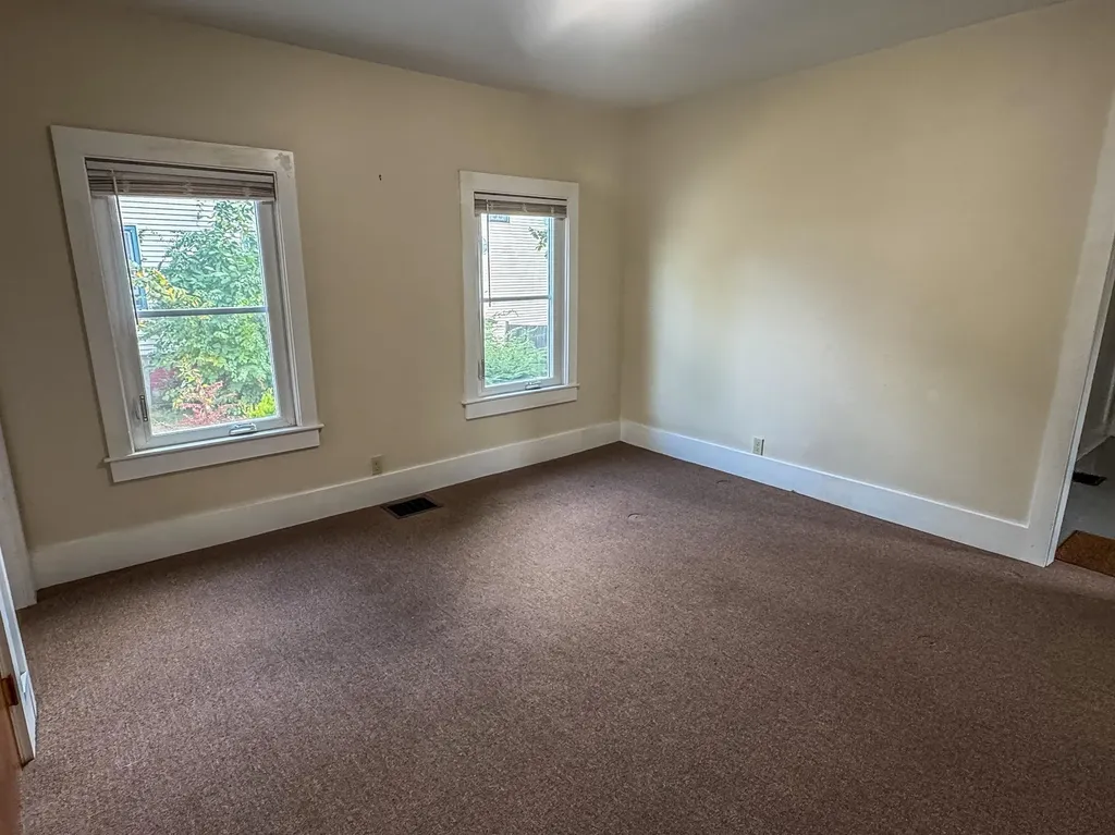 368 Court Street Keene NH 03431