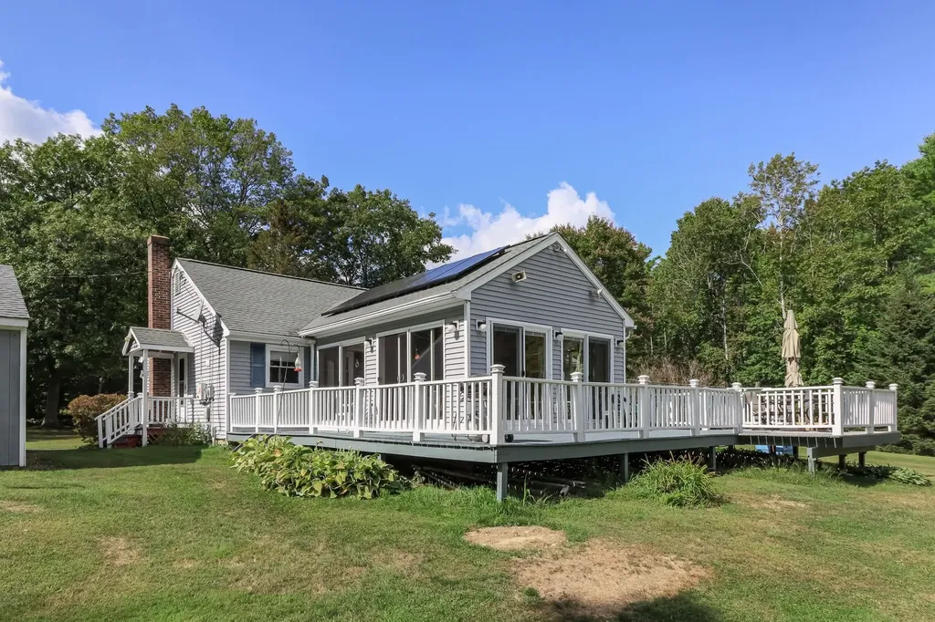 109 Shackford Corner Road Barnstead NH 03225