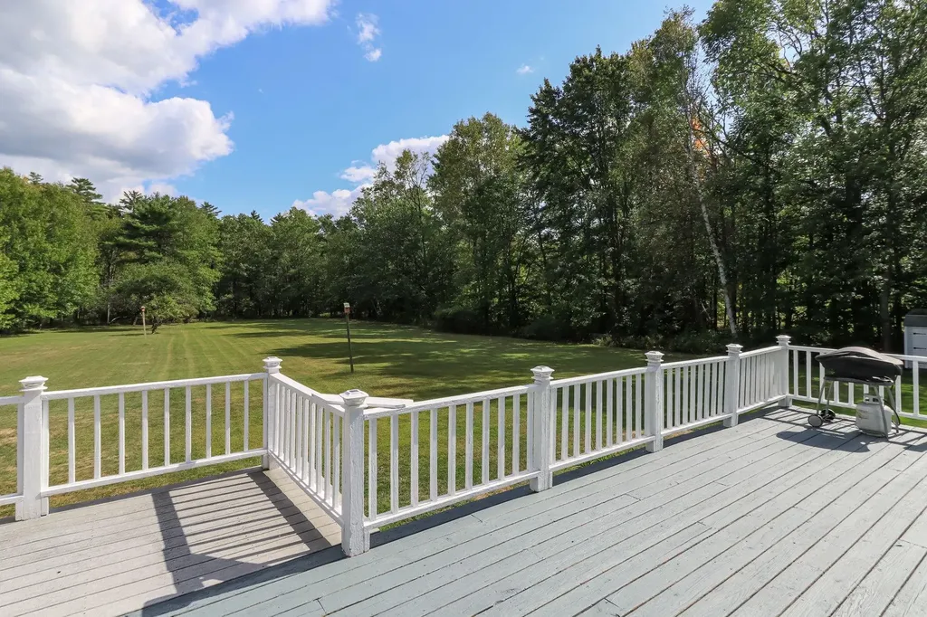 109 Shackford Corner Road Barnstead NH 03225